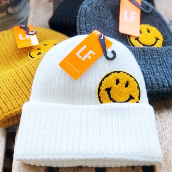 NEW Smile Smiley Happy Face Patch Cozy Soft Rib Knit Beanie Hat Ivory Black Gray - Picture 6 of 14